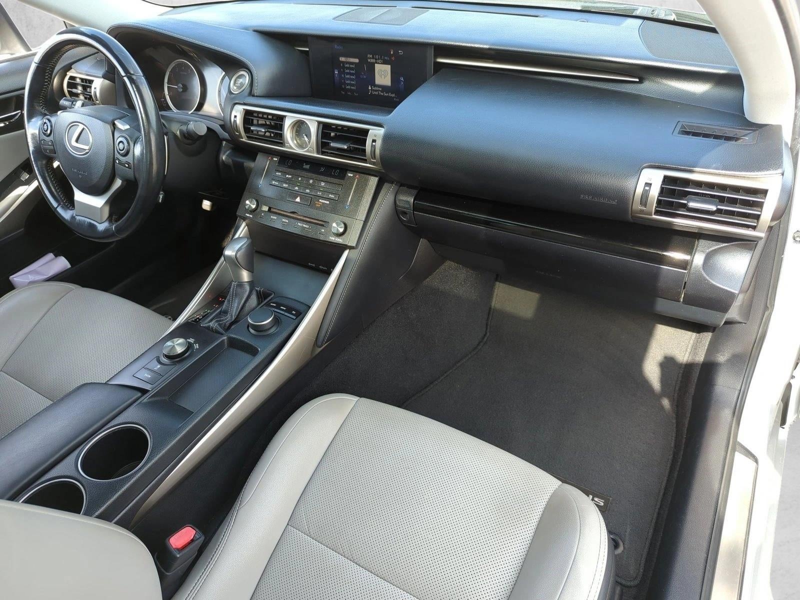2016 Lexus IS 200t 