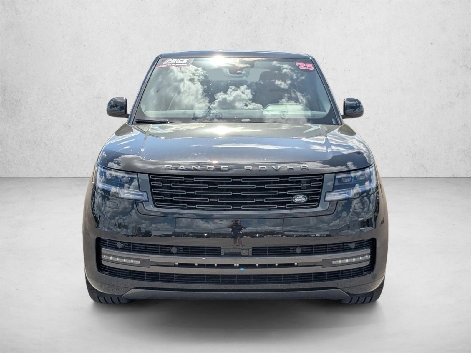 2025 Land Rover Range Rover SE