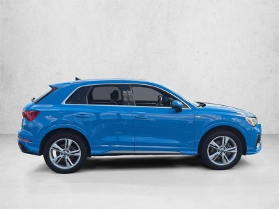 2020 Audi Q3 Premium Plus 45 TFSI S line quattro Tiptronic