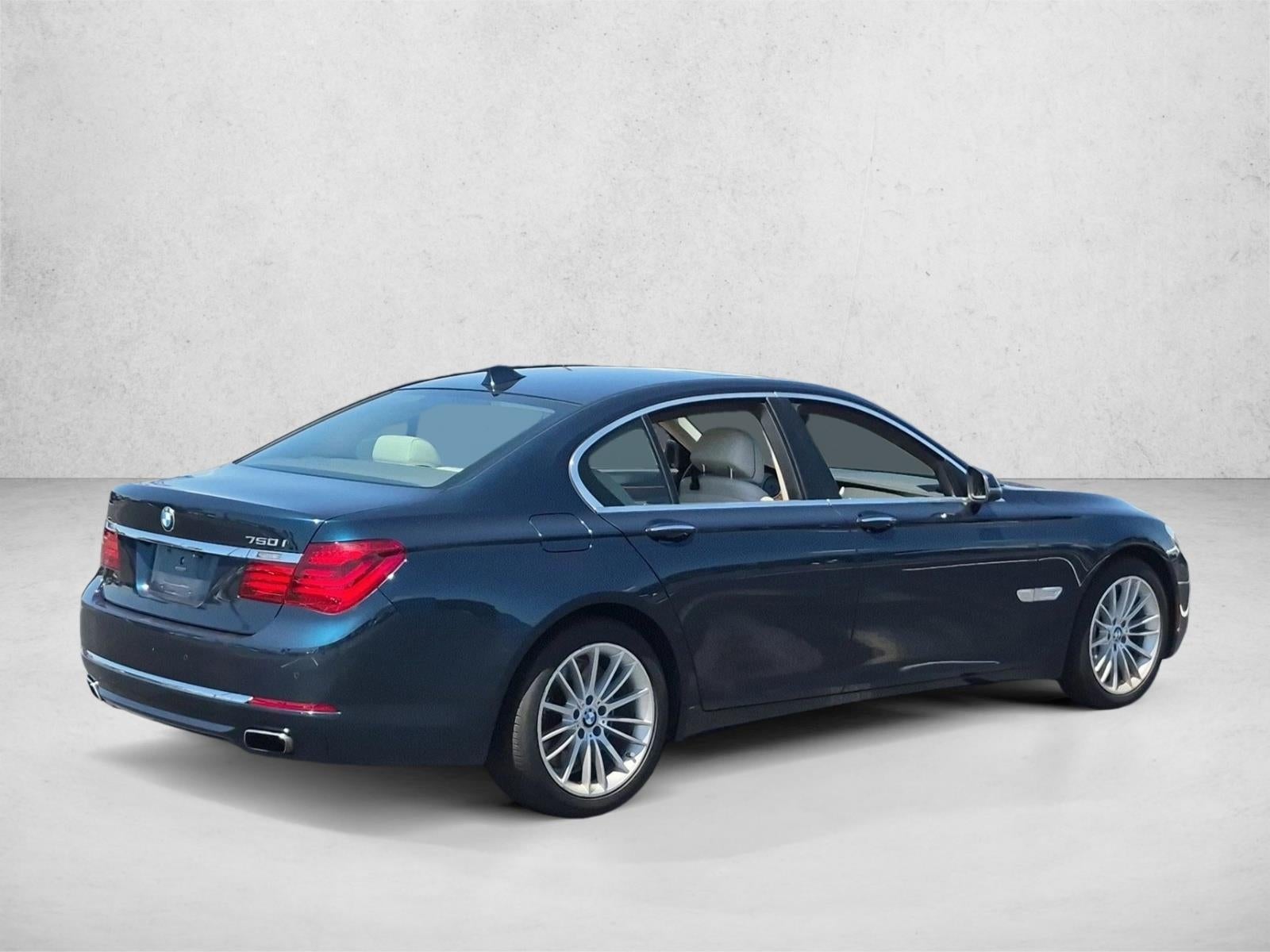 2013 BMW 750i 750i