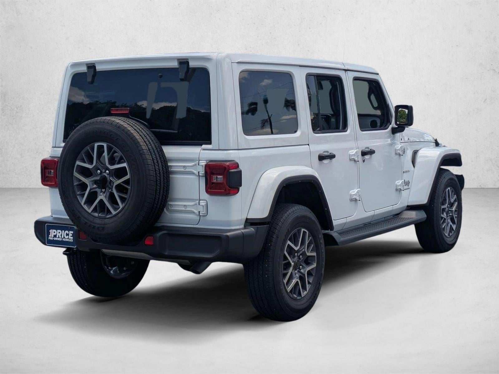 2024 Jeep Wrangler 4-Door Sahara 4x4