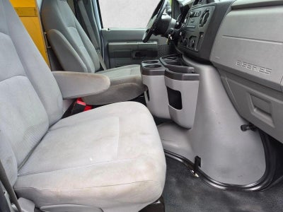 2018 Ford E-Series Cutaway Base