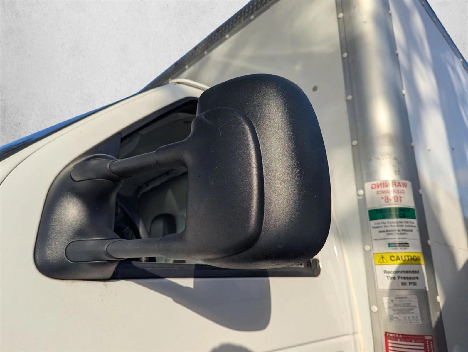 2022 Ford E-Series Cutaway Base