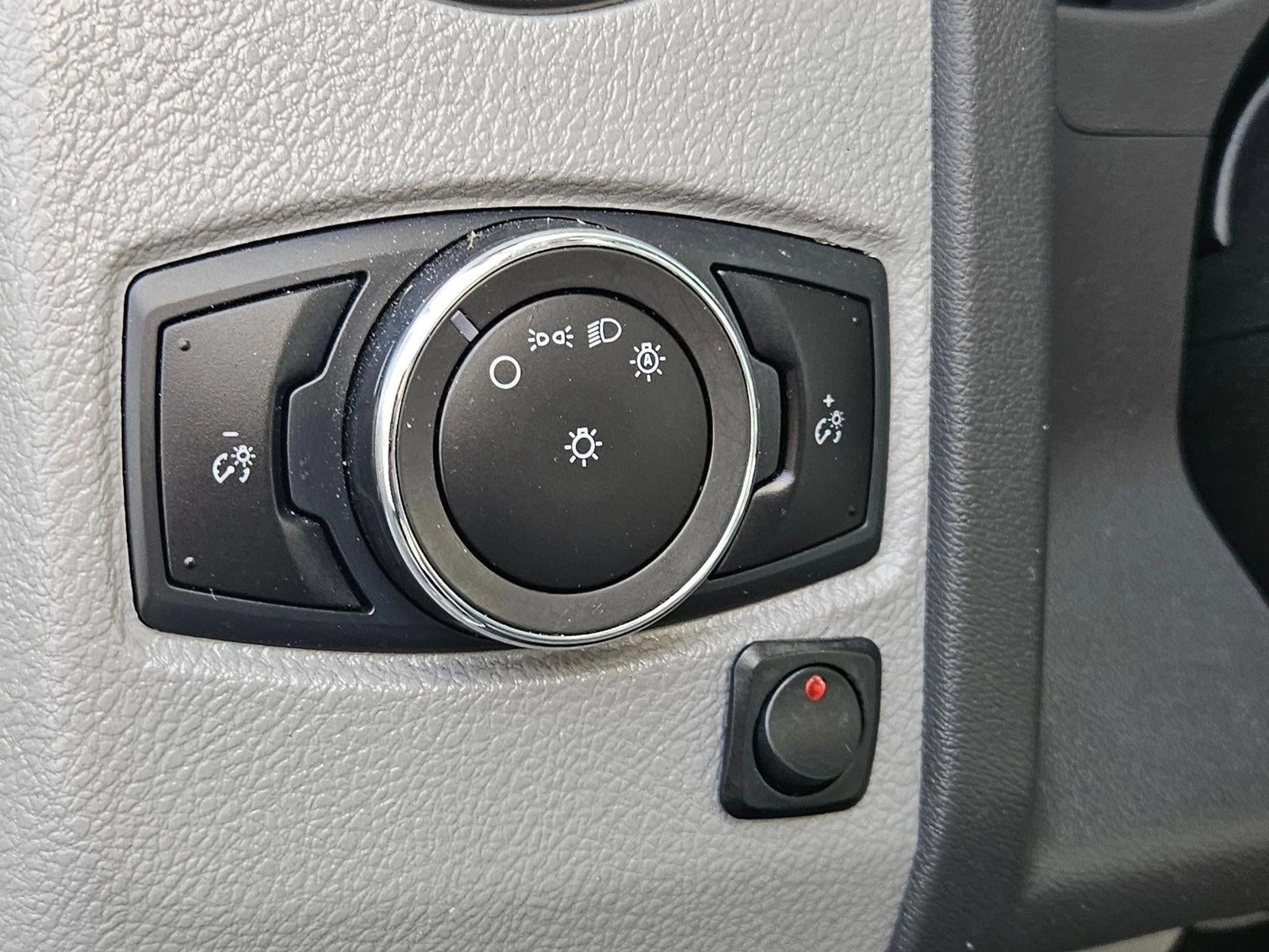 2024 Ford E-Series Cutaway Base