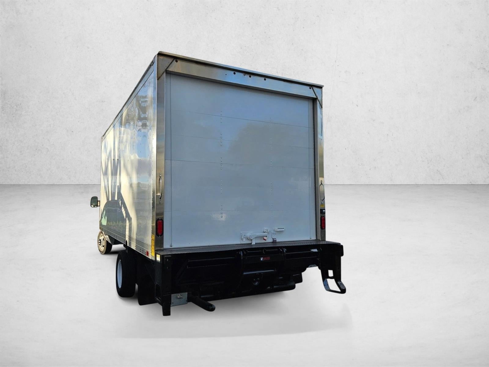 2024 Ford E-Series Cutaway Base