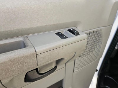 2024 Ford E-Series Cutaway Base