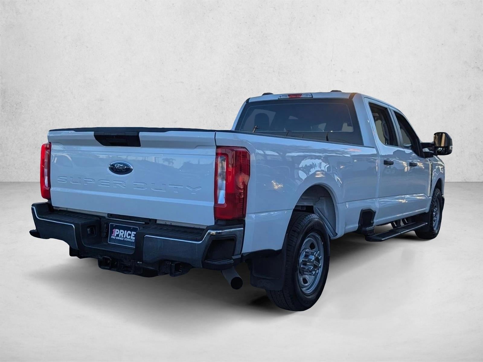 2023 Ford Super Duty F-350 SRW XL