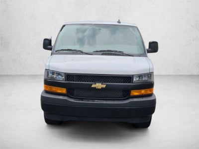 2025 Chevrolet Express Passenger 1LT