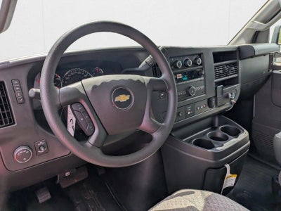 2025 Chevrolet Express Cutaway 3500 Base