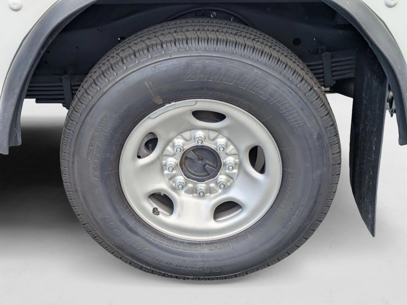 2025 Chevrolet Express Cutaway 3500 Base