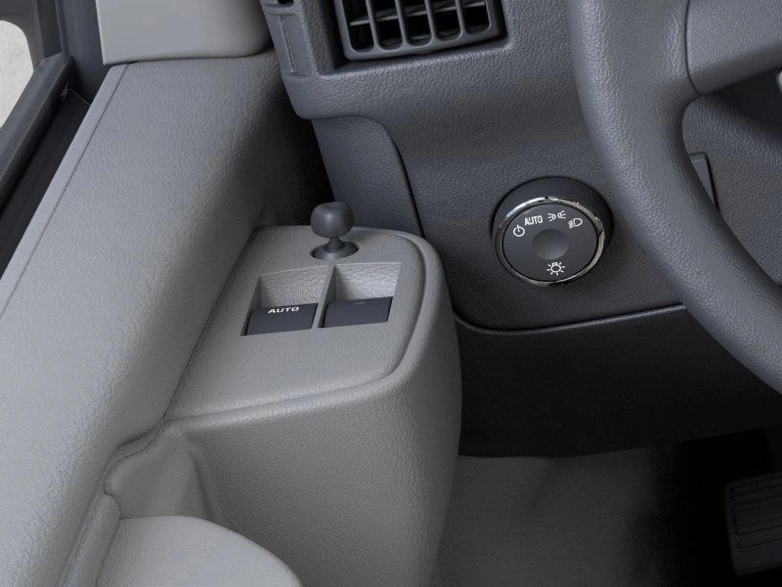 2025 Chevrolet Express Cutaway 3500 Base