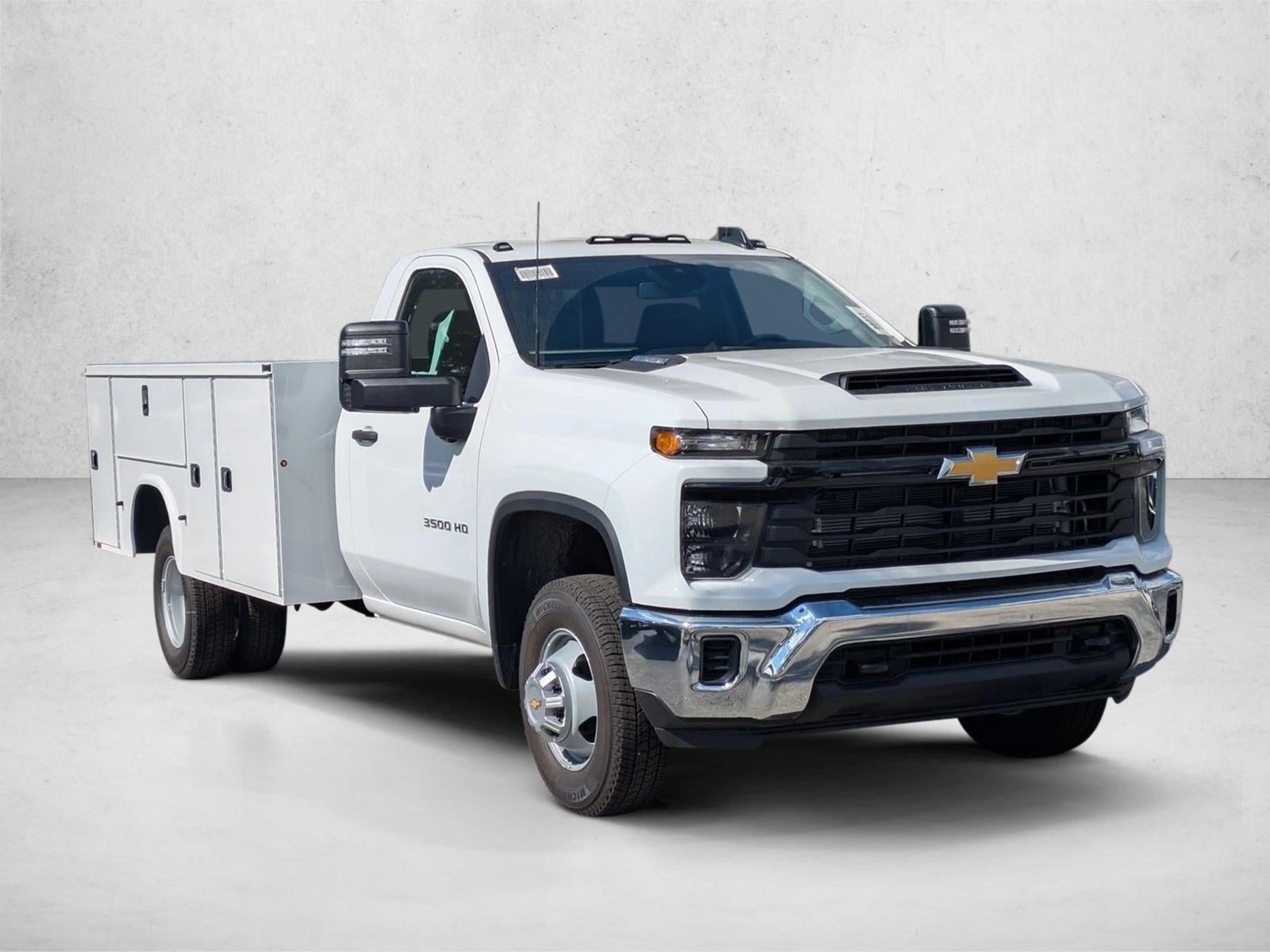 2025 Chevrolet Silverado 3500 HD Chassis Cab Work Truck