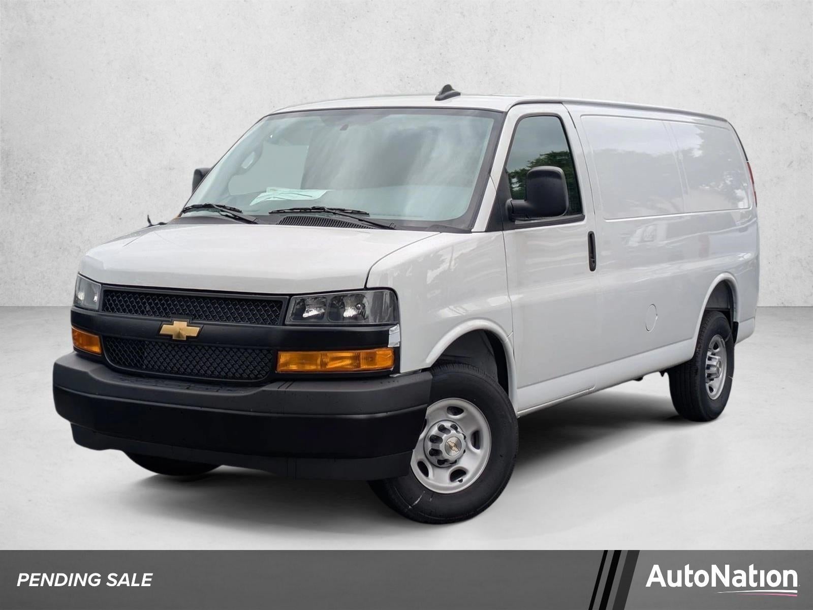 2025 Chevrolet Express Cargo Base