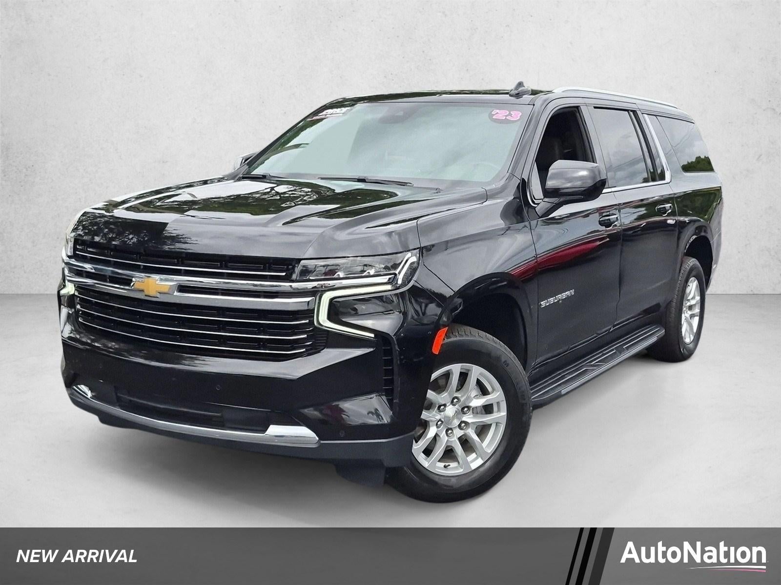 2023 Chevrolet Suburban LT