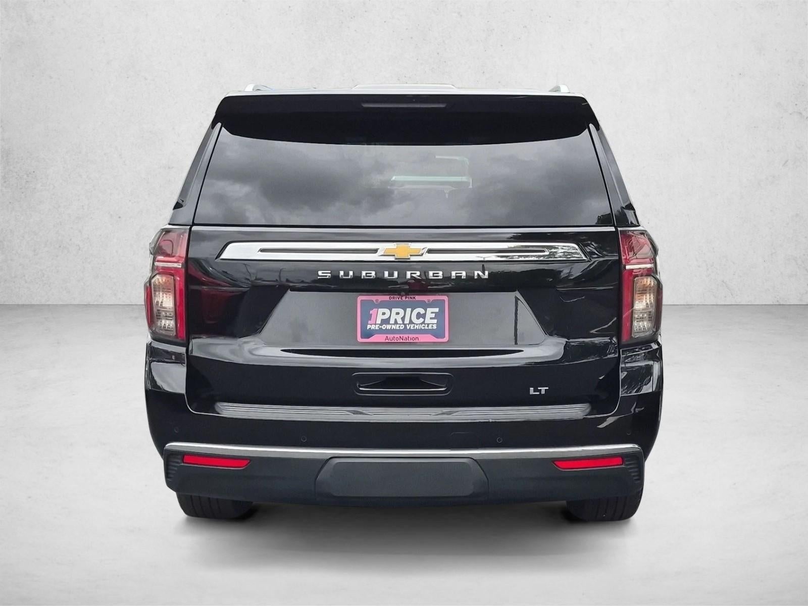 2023 Chevrolet Suburban LT