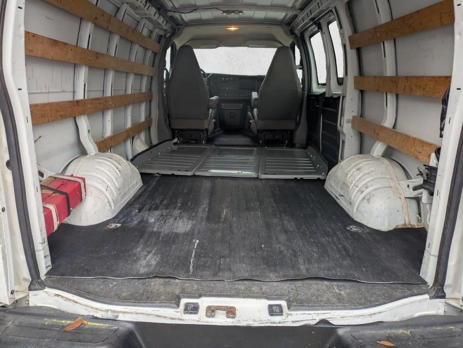 2017 GMC Savana Cargo 2500 Base