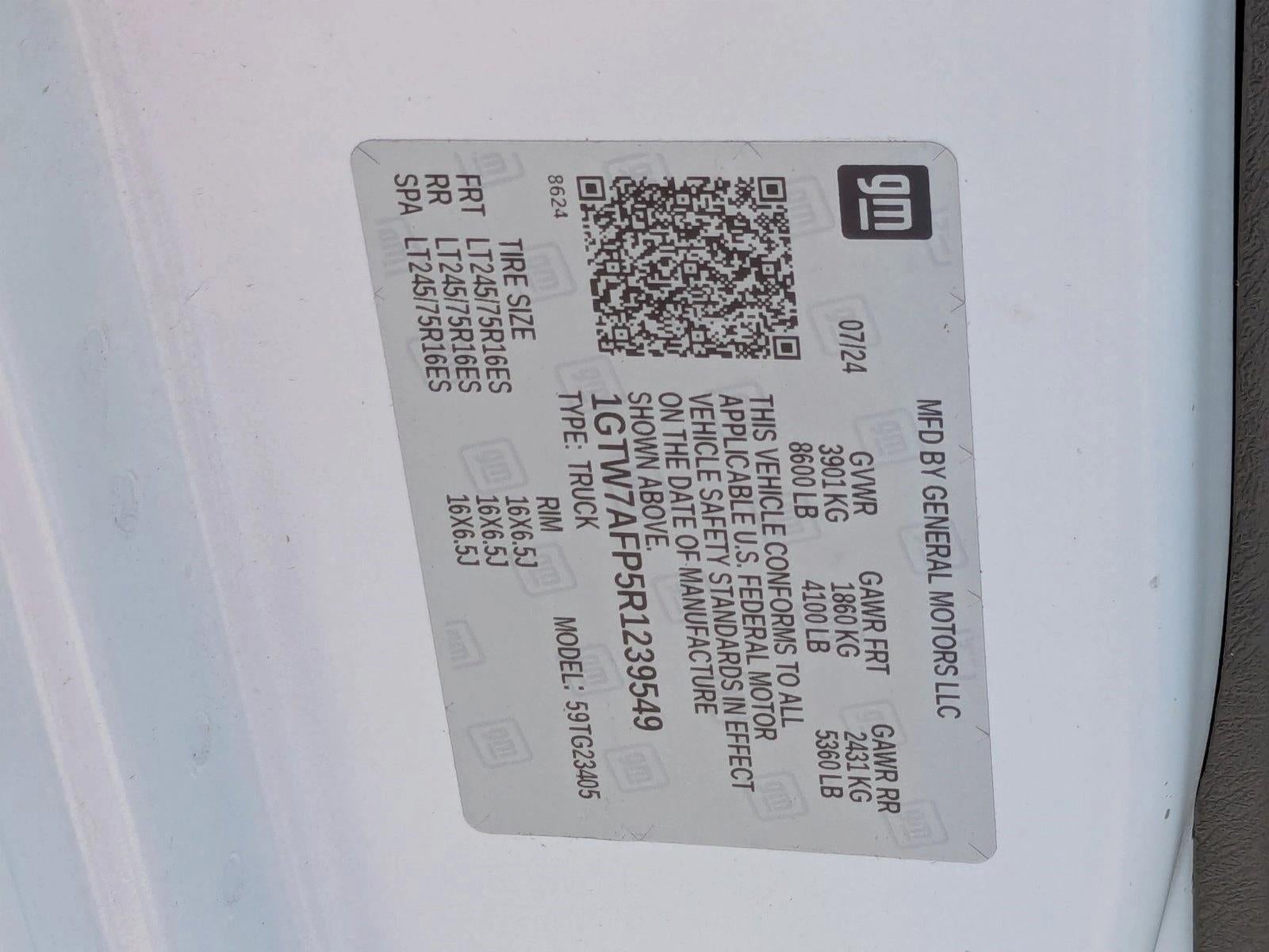 2024 GMC Savana Cargo 2500 Base