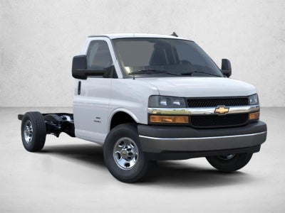 2026 Chevrolet Express Cutaway 3500 Base