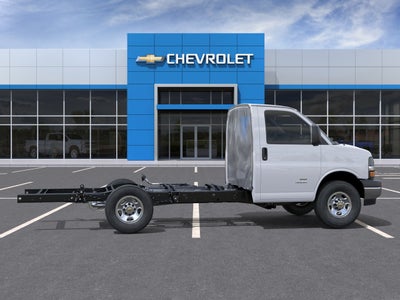 2026 Chevrolet Express Cutaway 3500 Base