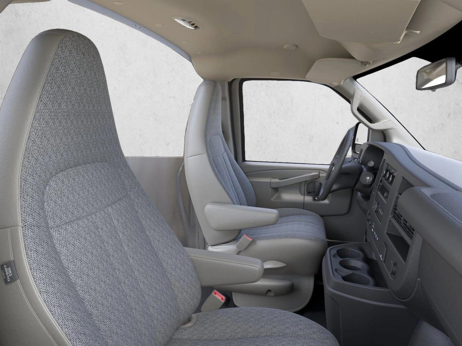 2025 Chevrolet Express Cutaway 3500 Base