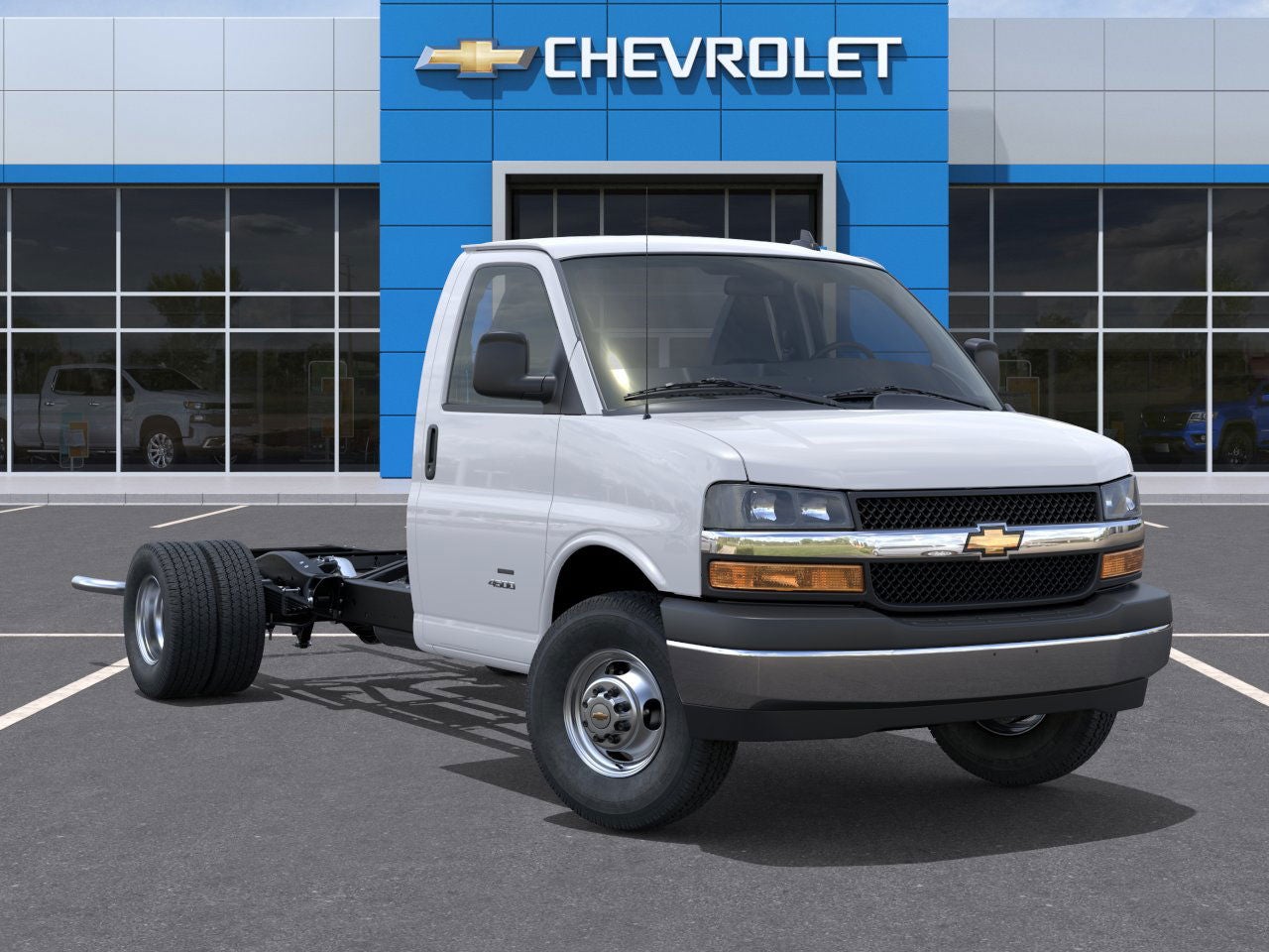 2026 Chevrolet Express Cutaway 3500 Base