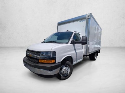 2025 Chevrolet Express Cutaway 3500 Base