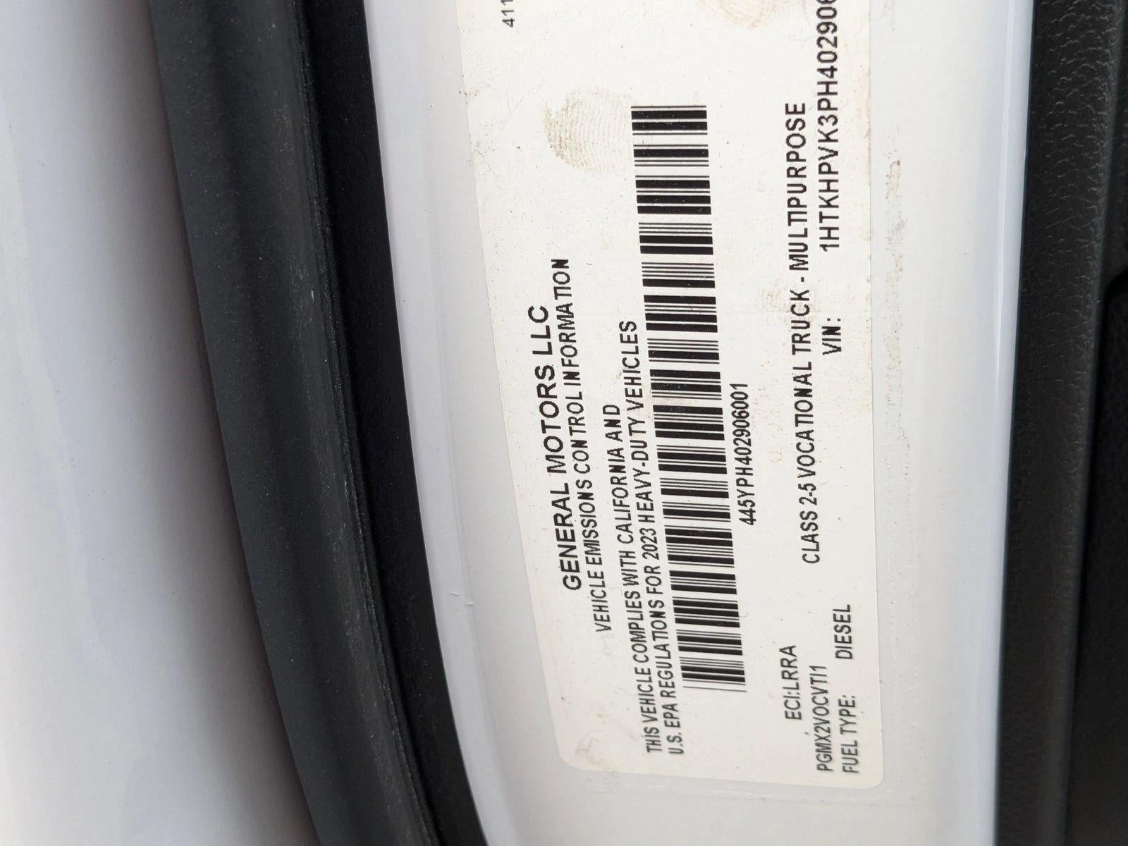 2023 Chevrolet Silverado 5500 HD Work Truck