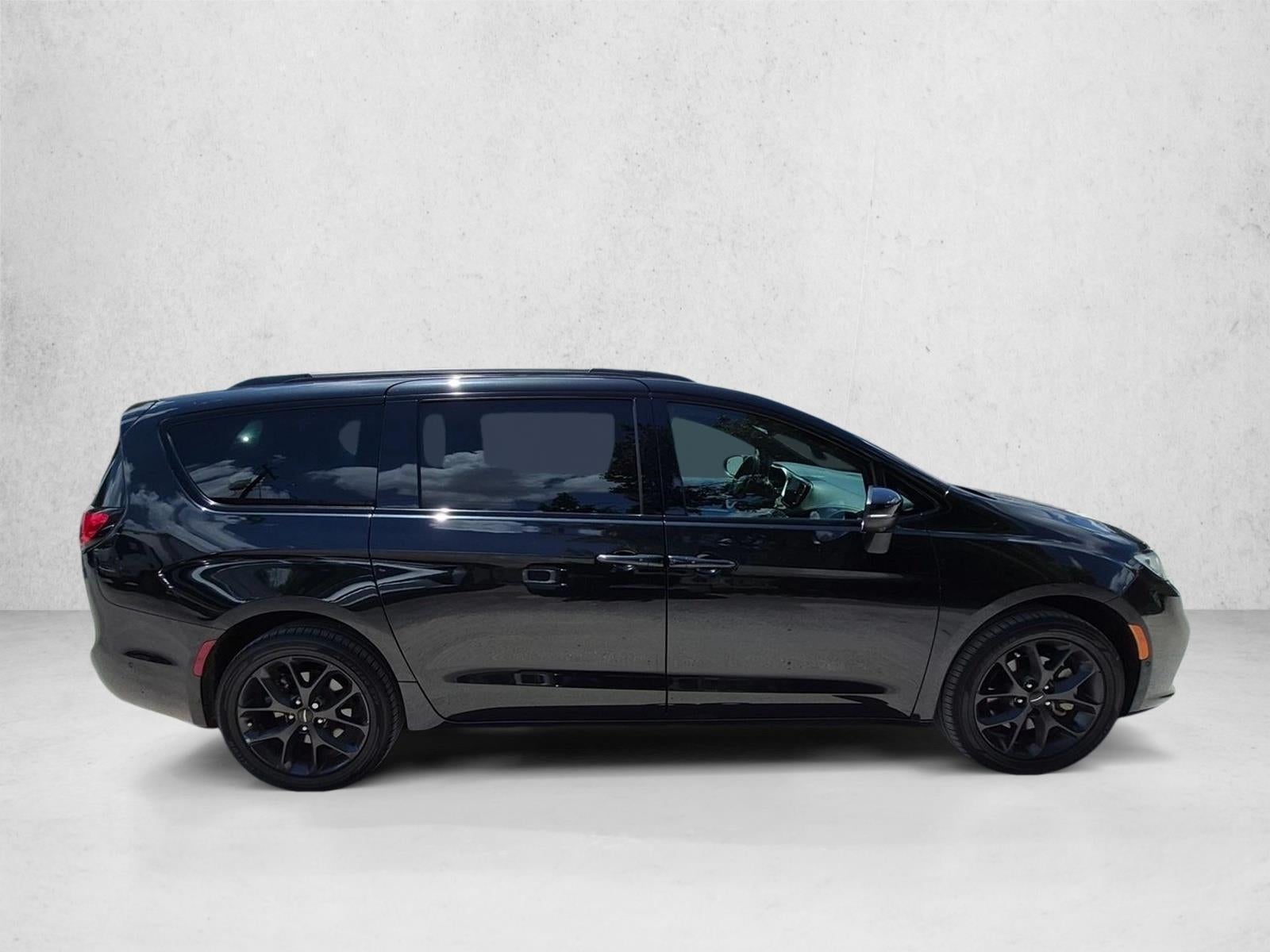 2023 Chrysler Pacifica Touring L AWD
