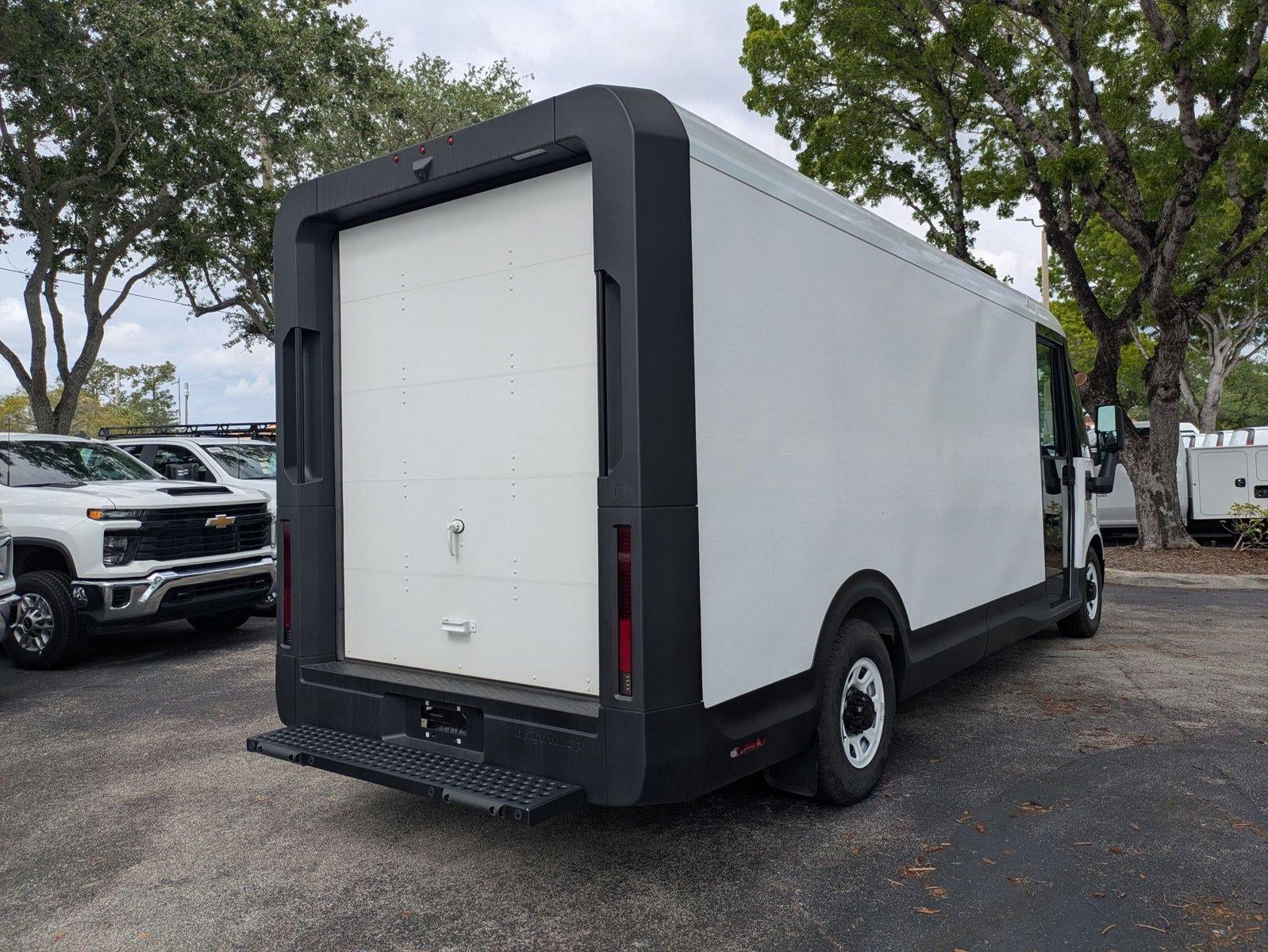 2024 BrightDrop Zevo 600 Base
