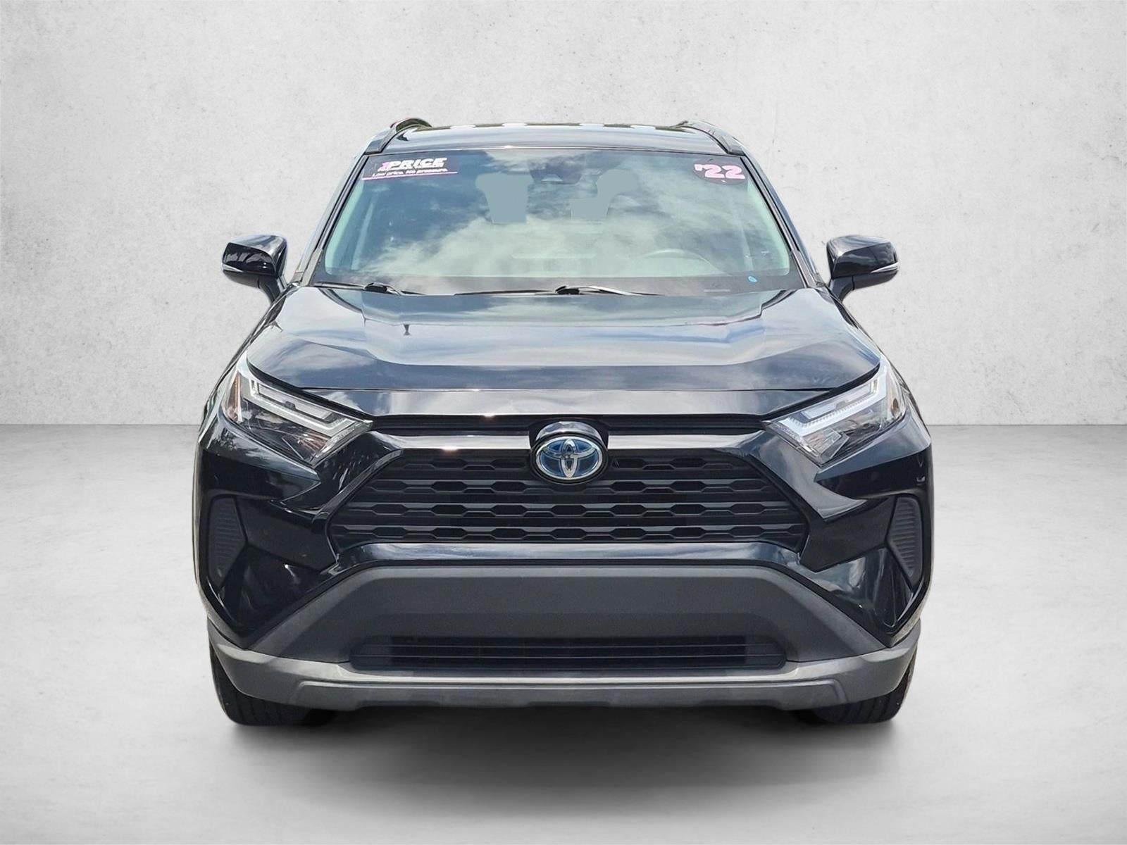 2022 Toyota RAV4 Hybrid XLE
