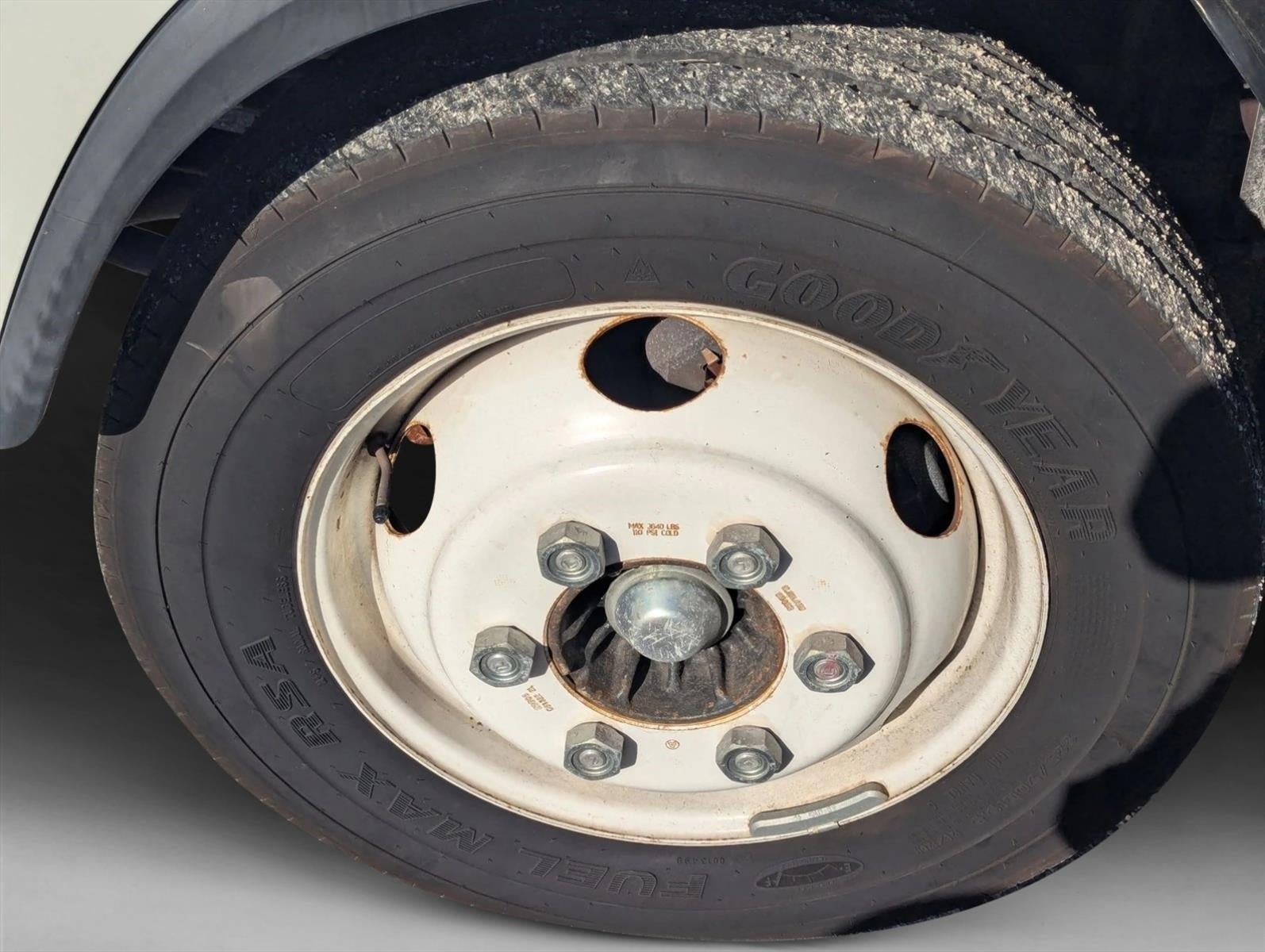 2023 Chevrolet Low Cab Forward 4500 1WT