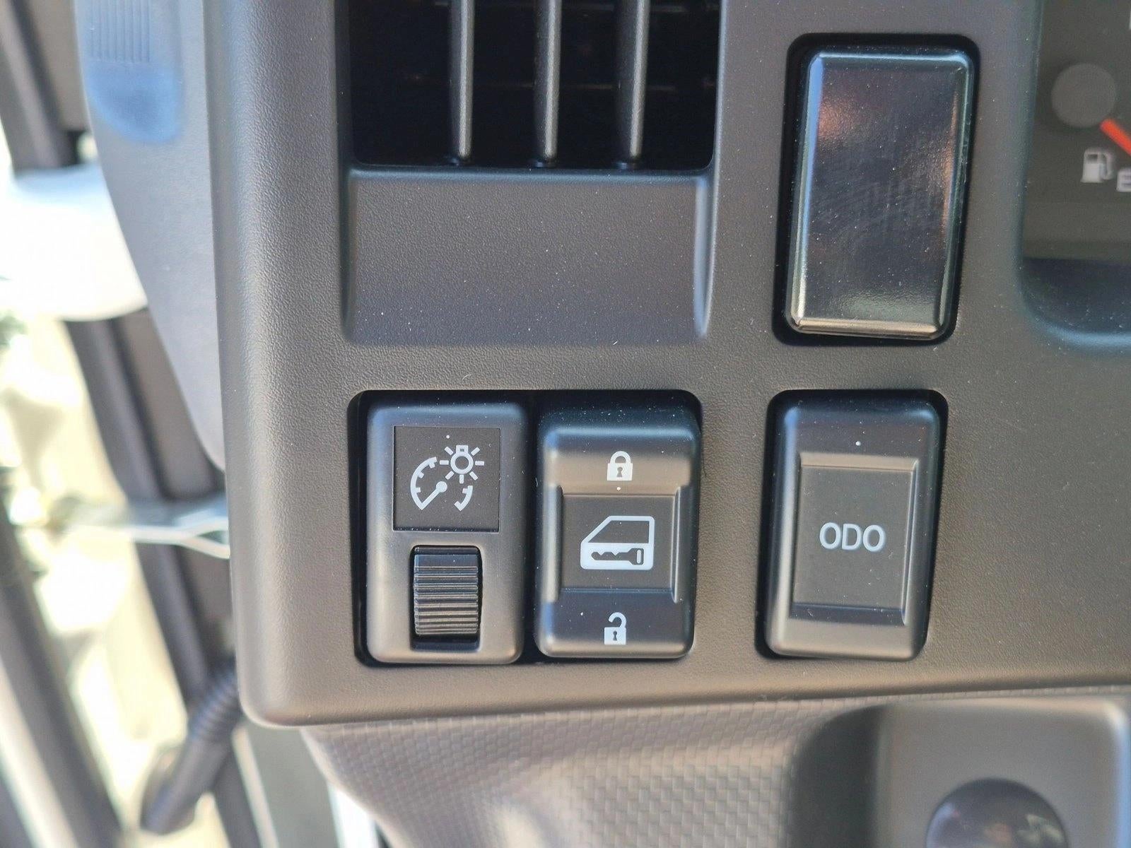 2026 Chevrolet Low Cab Forward 4500 HG NA