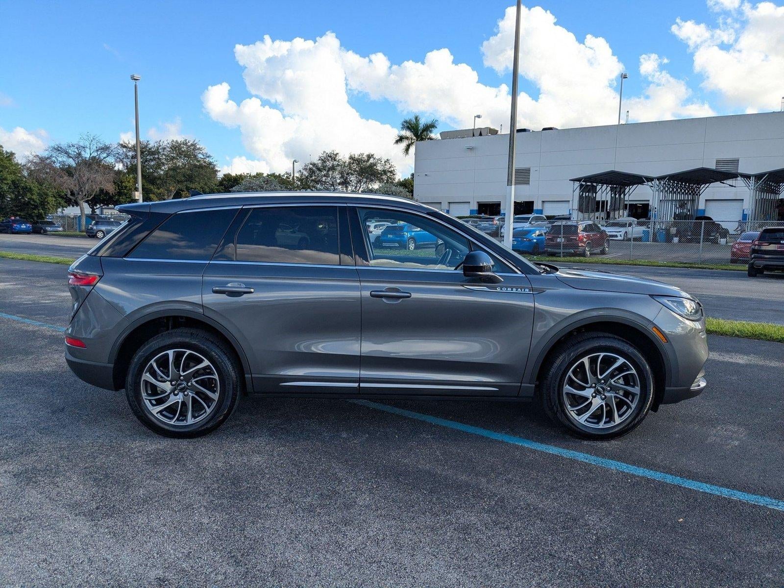 2022 Lincoln Corsair Standard