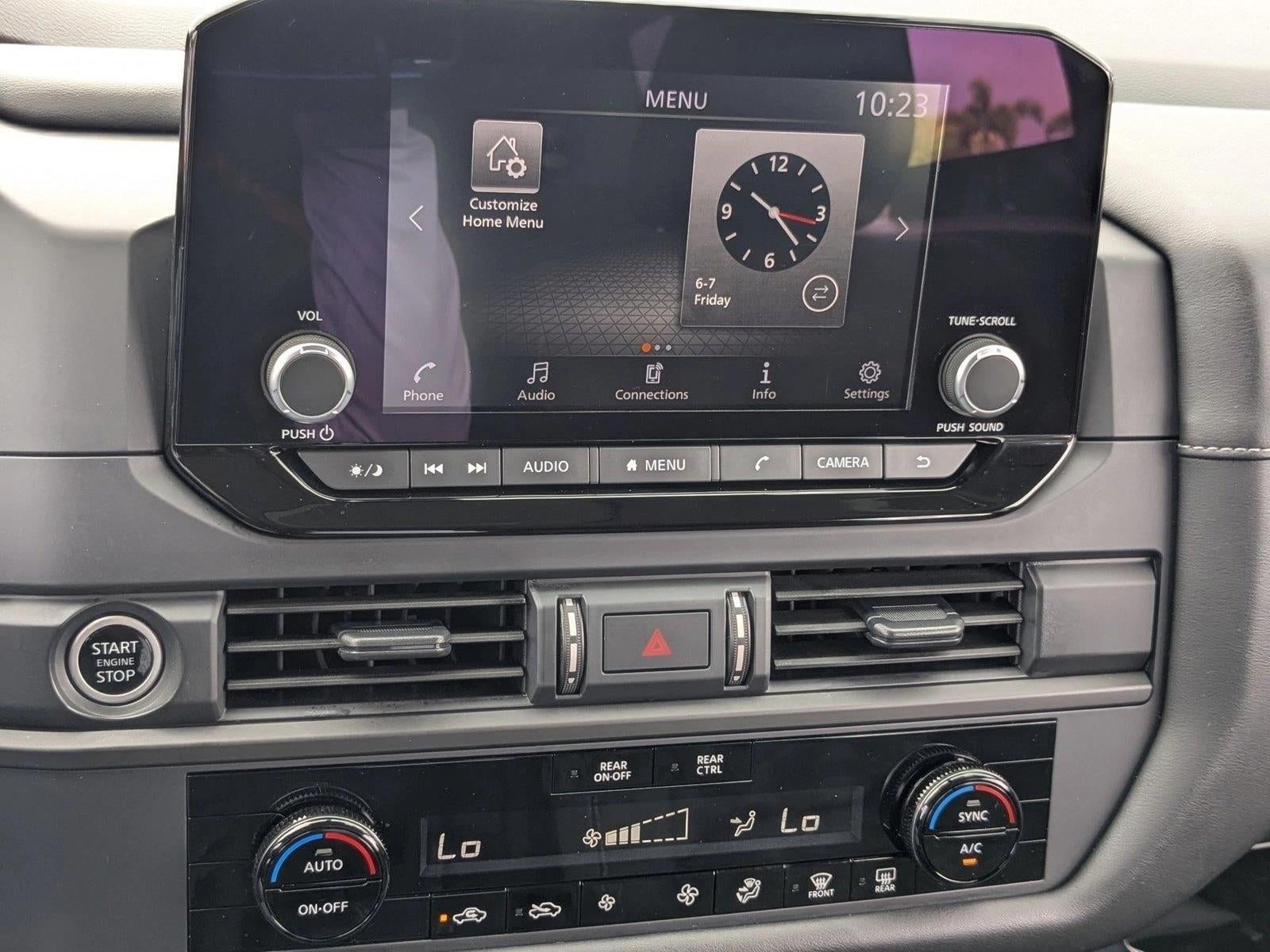 2024 Nissan Pathfinder S