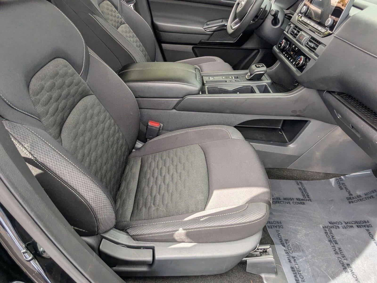 2024 Nissan Pathfinder S