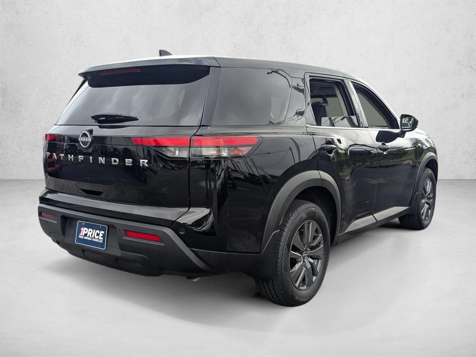 2024 Nissan Pathfinder S