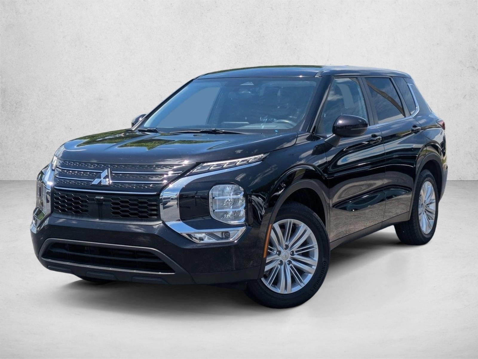 2024 Mitsubishi Outlander ES