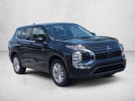 2024 Mitsubishi Outlander ES