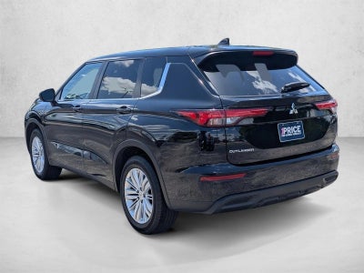 2024 Mitsubishi Outlander ES