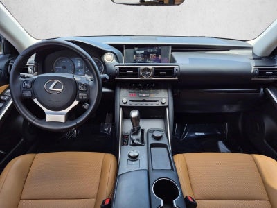 2020 Lexus IS 