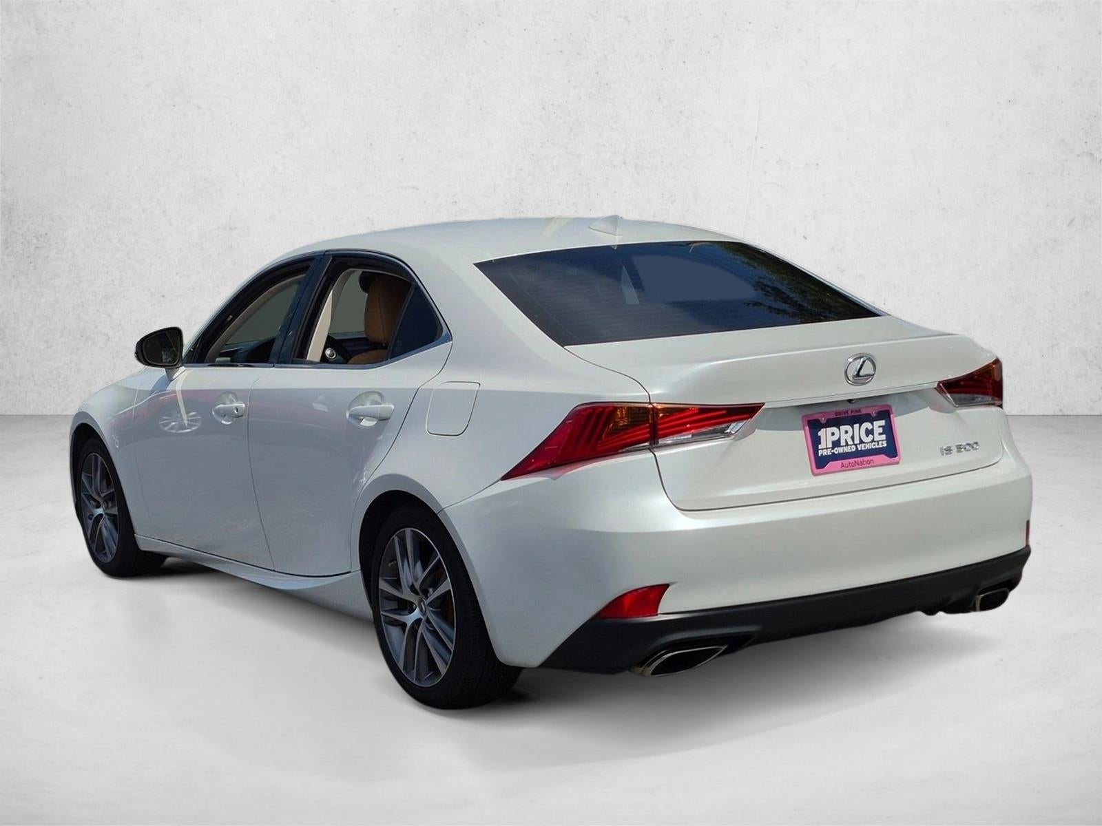 2020 Lexus IS 
