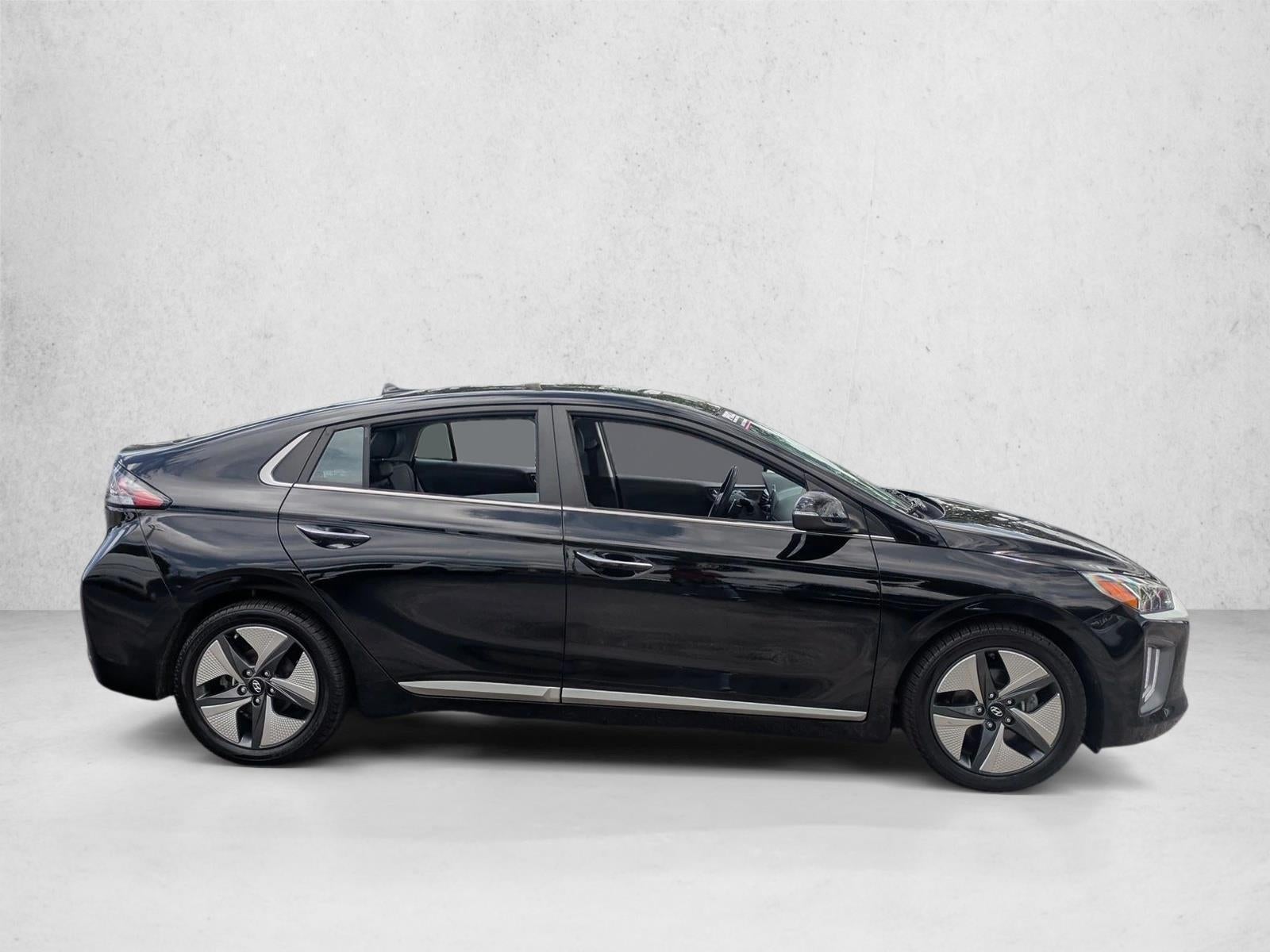 2022 Hyundai Ioniq Hybrid Limited