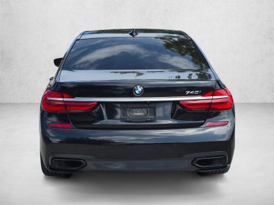 2018 BMW 740i 740i