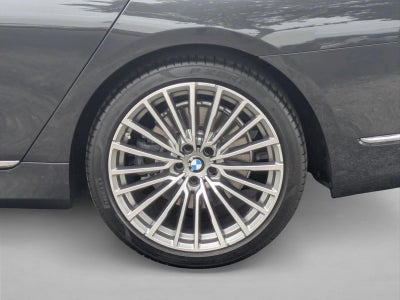 2021 BMW 740i 740i