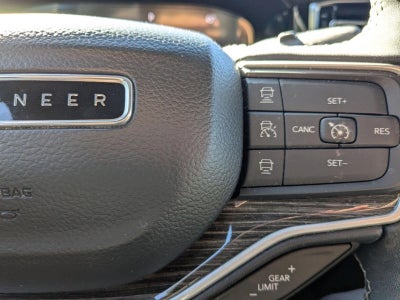 2022 Jeep Wagoneer Series II 4x2