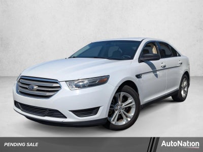 2017 Ford Taurus SE FWD