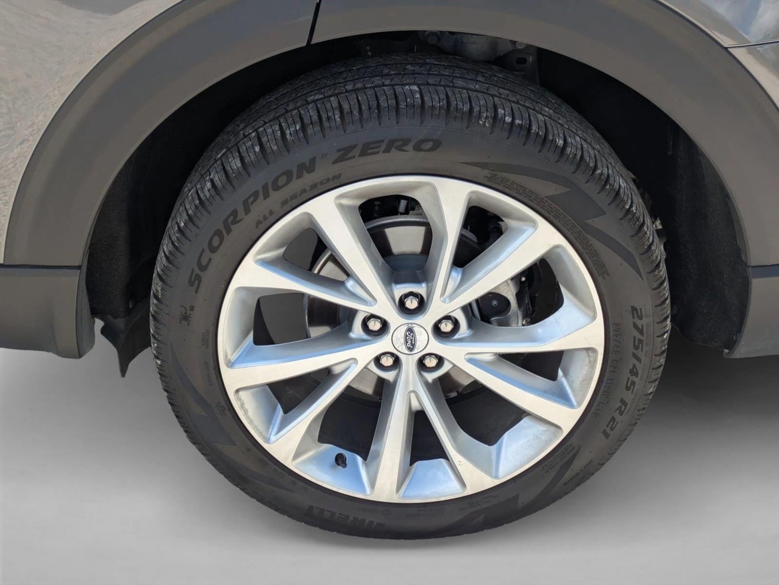 2023 Ford Explorer Platinum 4WD