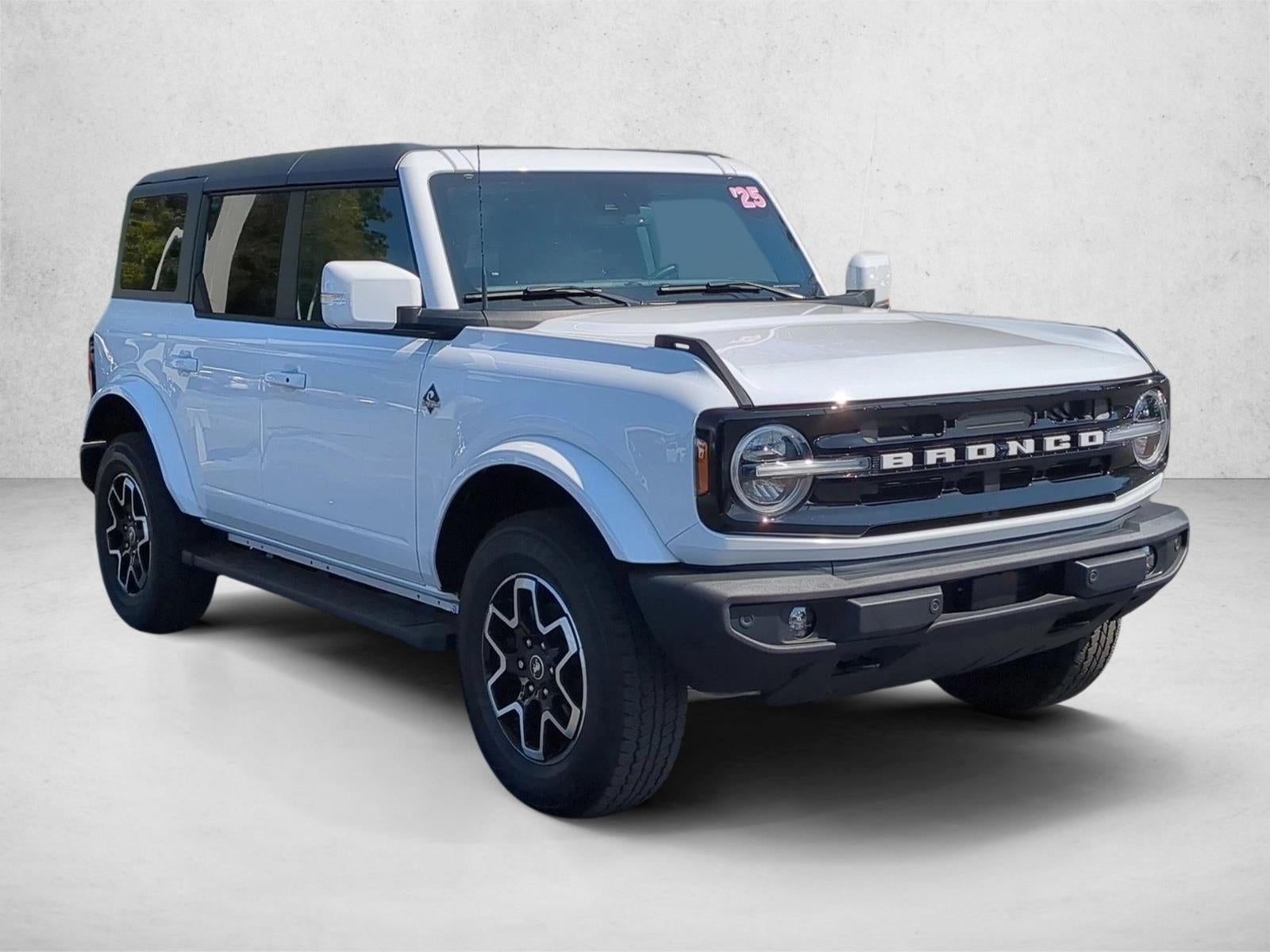 2024 Ford Bronco Outer Banks 4 Door 4x4