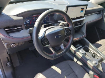 2025 Ford Explorer ST-Line 4WD