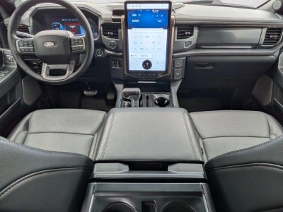 2025 Ford F-150 Lightning LARIAT 4WD SuperCrew 5.5' Box